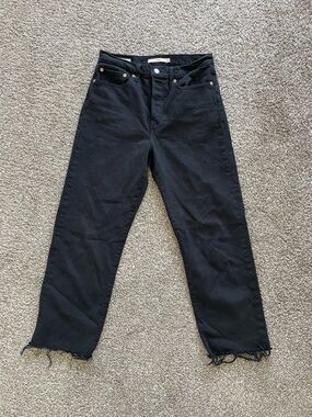 Levi's Black Cropped High-Rise Jeans with Raw Hem